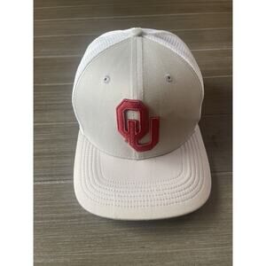 Nike Classic 99 Oklahoma Sooners OU Hat Cap One Size Flex Fit Gray Mesh Back